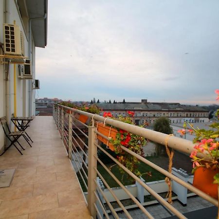 Blue Sky Apartment Temešvár Exteriér fotografie
